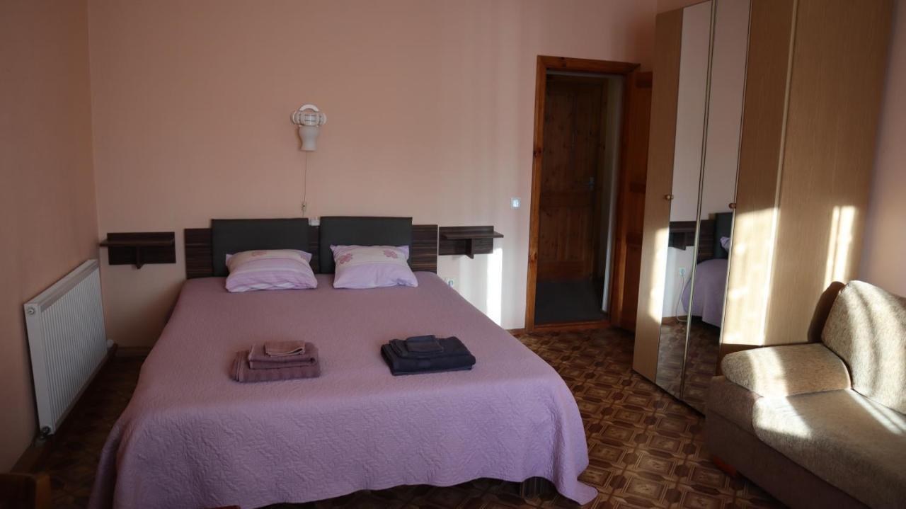 Jūrkalne Excelsior Guesthouse מראה חיצוני תמונה