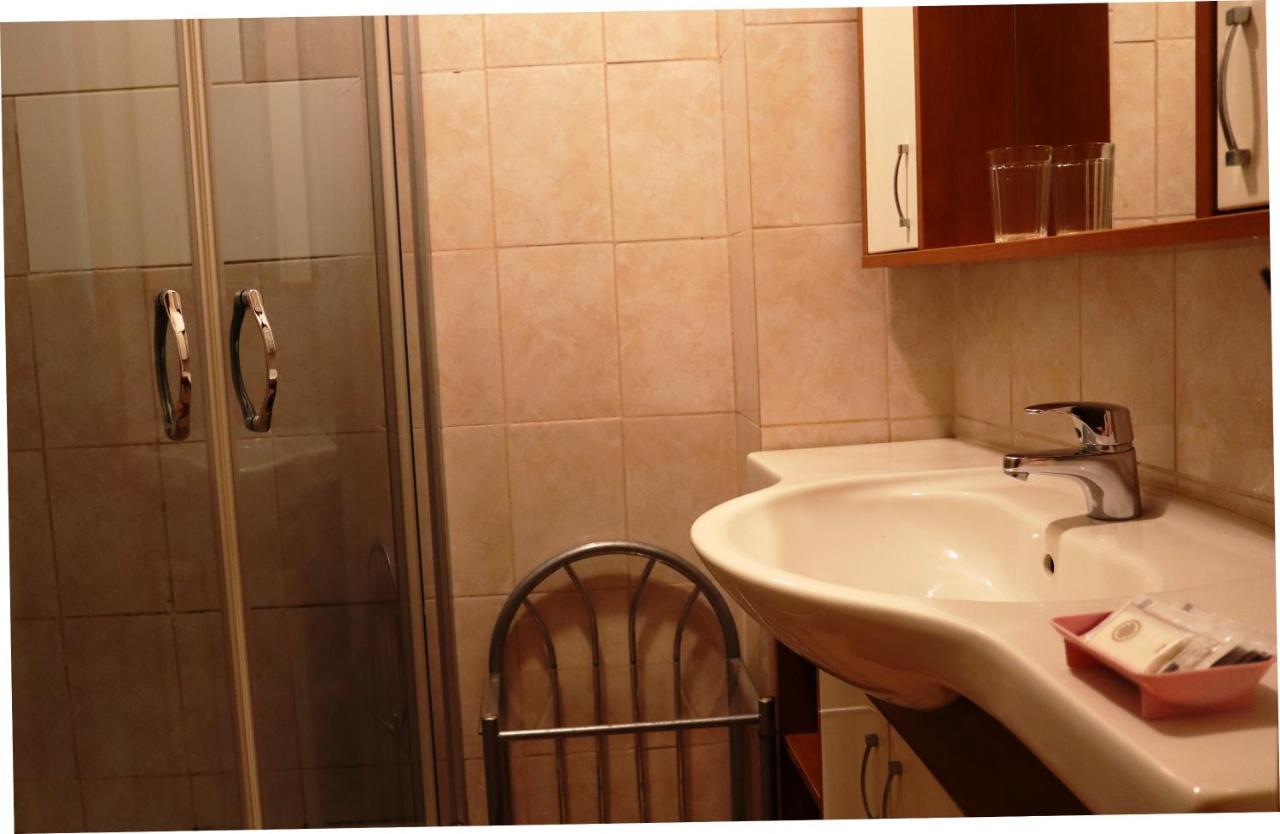 Jūrkalne Excelsior Guesthouse מראה חיצוני תמונה