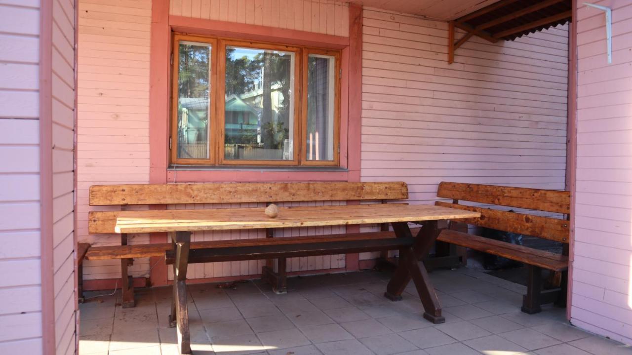 Jūrkalne Excelsior Guesthouse מראה חיצוני תמונה